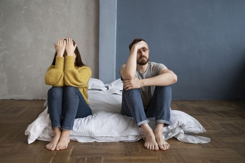 couple-having-communication-problems (2)_peq